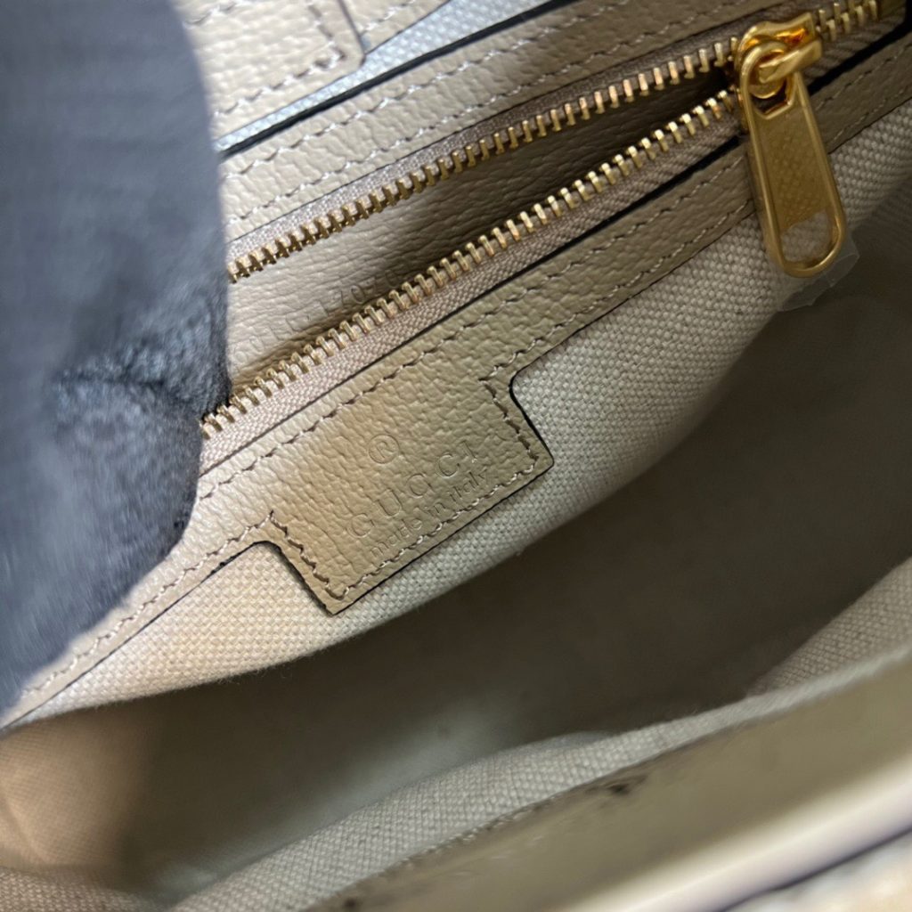 Gucci Large Shoulder Interlocking G Monogram Replica Bags Size 24x20x8cm (2)