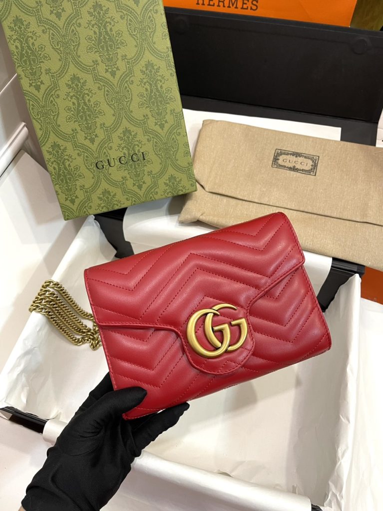 Gucci Marmont Small Shoulder Replica Bags Red Size 20cm (2)