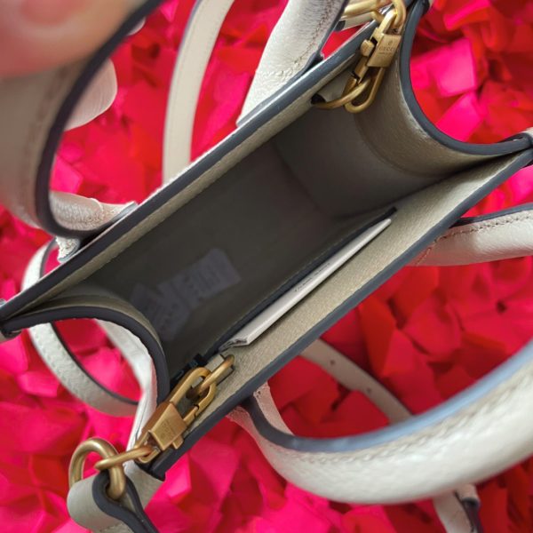 Gucci Mini Replica Bags Tote Interlocking G Beige White 18x12x5cm (1)