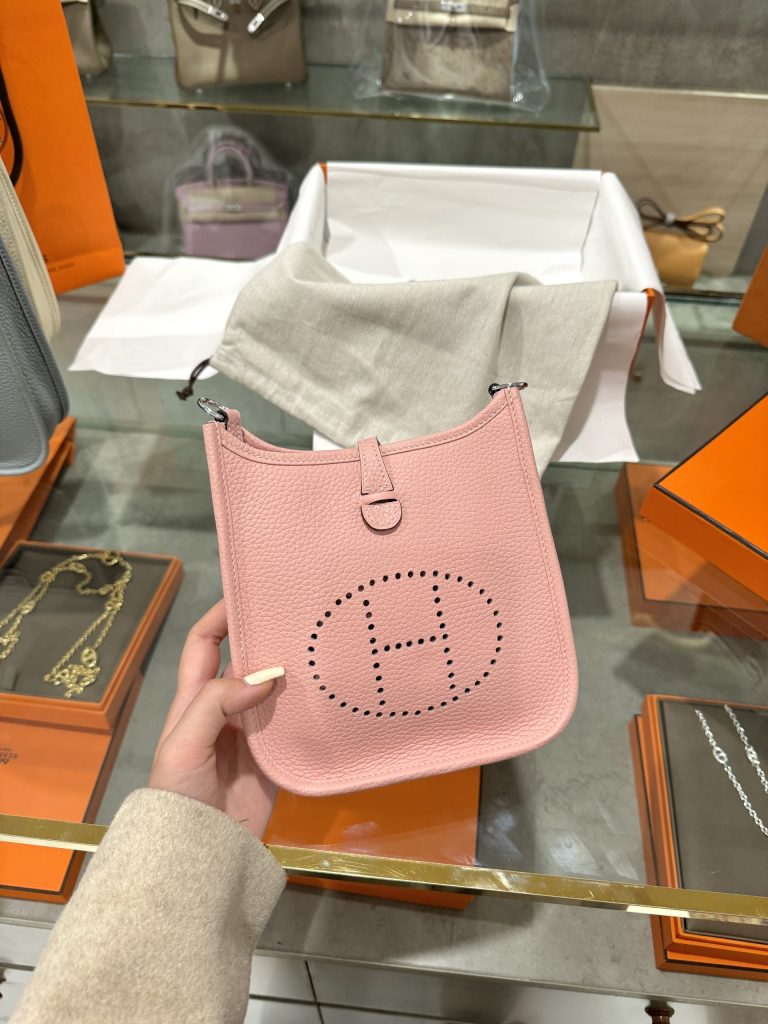 Hermes Evelyne Mini Replica Bags Pink 17cm (2)