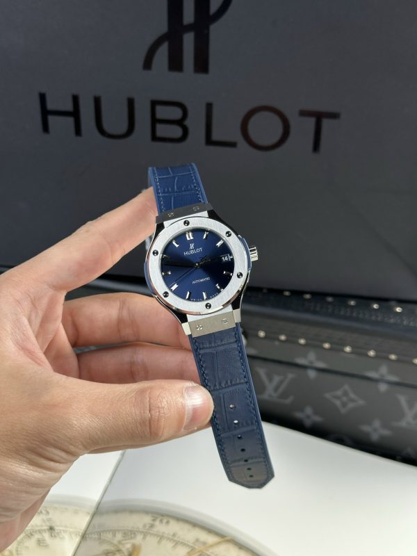 Hublot Classic Fusion Titanium Blue Replica Watches JJF Factory 2024 38mm (1)