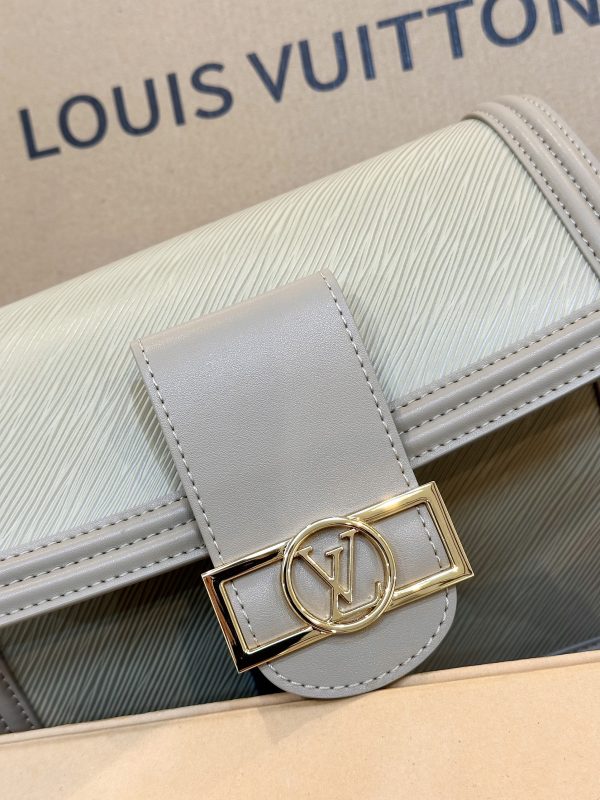 Louis Vuitton Dauphine MM Replica Bags Size 25cm (2)