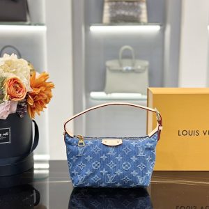 Louis Vuitton Hills Pochette Monogram Denim Replica Bags Size 20x16x6cm (8)