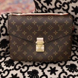 Louis Vuitton Metis Monogram Replica Bags 25x19x7cm (2)