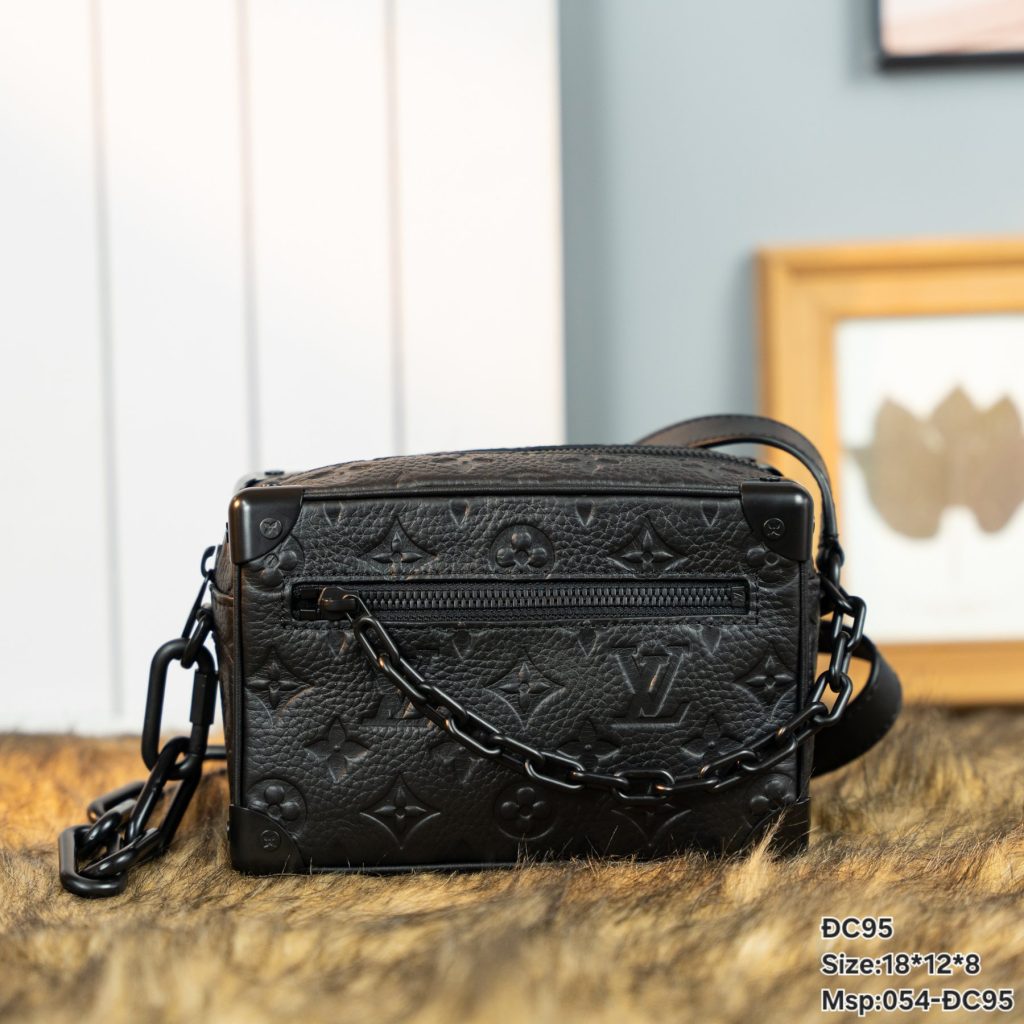 Louis Vuitton Mini Soft Trunk Replica Bags Black Embossed Pattern Size 18x12x8cm (2)