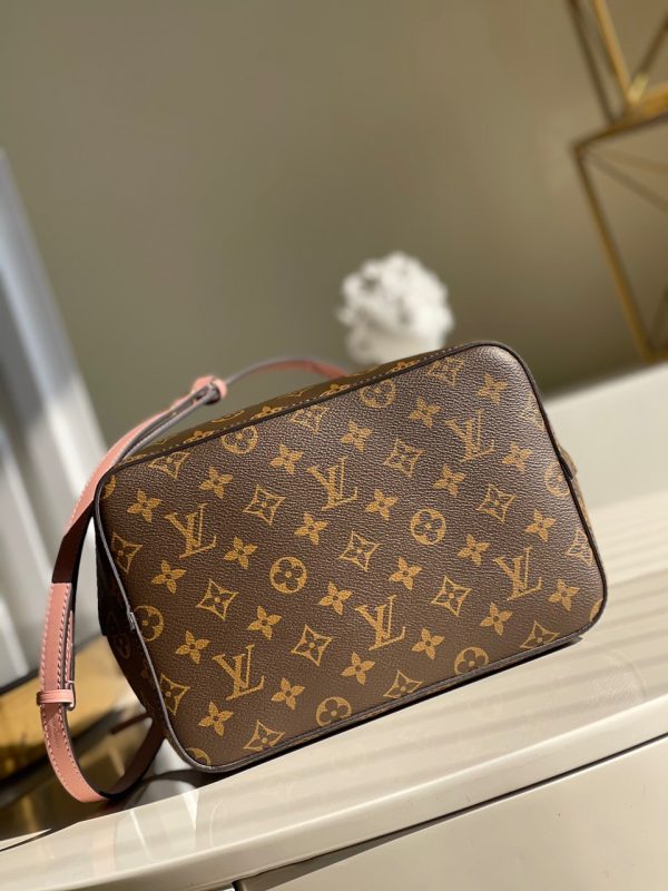 Louis Vuitton NeoNoe MM Bucket Replica Bags Monogram Pink 26x22x27cm (2)