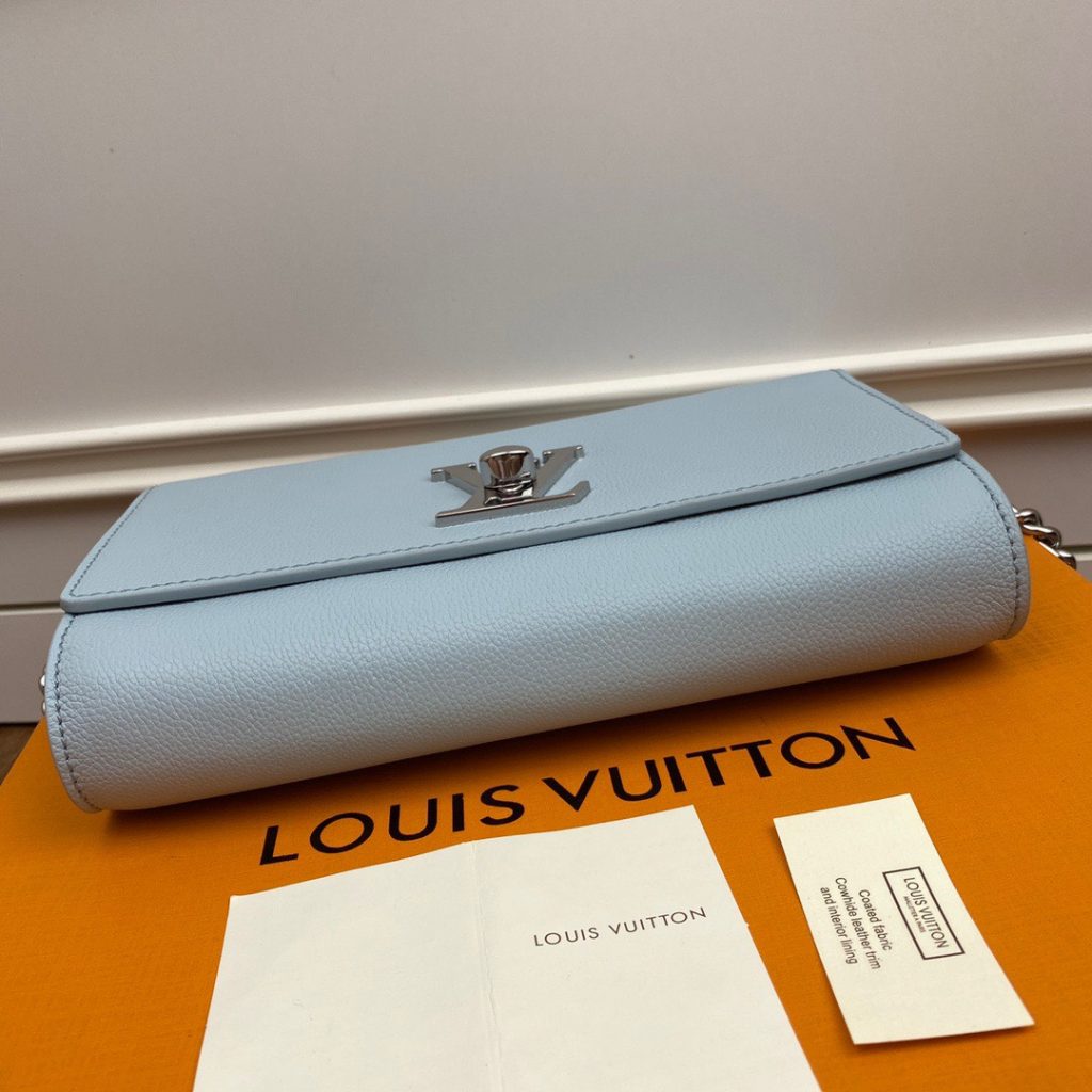 Louis Vuitton Replica HandBags LV LockMe Short Blue Size 24cm (2)