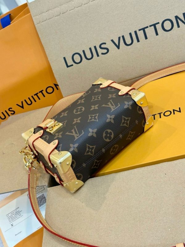 Louis Vuitton Side Truck Monogram Canvas Replica Bags Size 17cm (2)