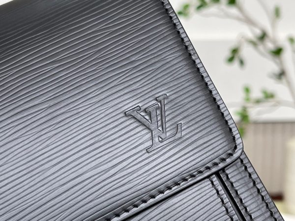 Louis Vuitton Thames Clutch Epi Leather Black Replica Bags Size 25cm (2)