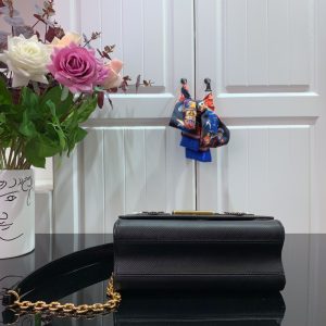 Louis Vuitton Twist Limited Edition Flower Embellished Epi Leather MM Black Replica Bags 24cm (2)