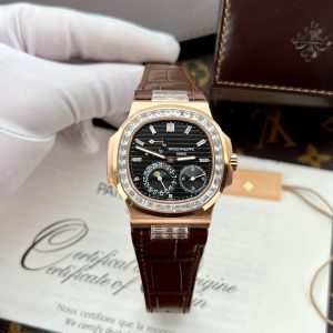 Patek Philippe Nautilus 5724R Replica Watches GR Factory 40mm (9)