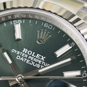 Rolex DateJust 126334 Green Dial Oyster Strap Clean Factory 41mm (9)