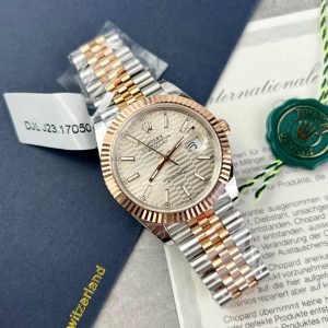 Rolex Replica Watch DateJust Gold Wrapped Fluted Dial GM 41mm (2)
