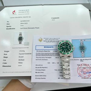 Rolex Submariner Customs Moissanite Diamonds & Green Sapphire 40mm (12)