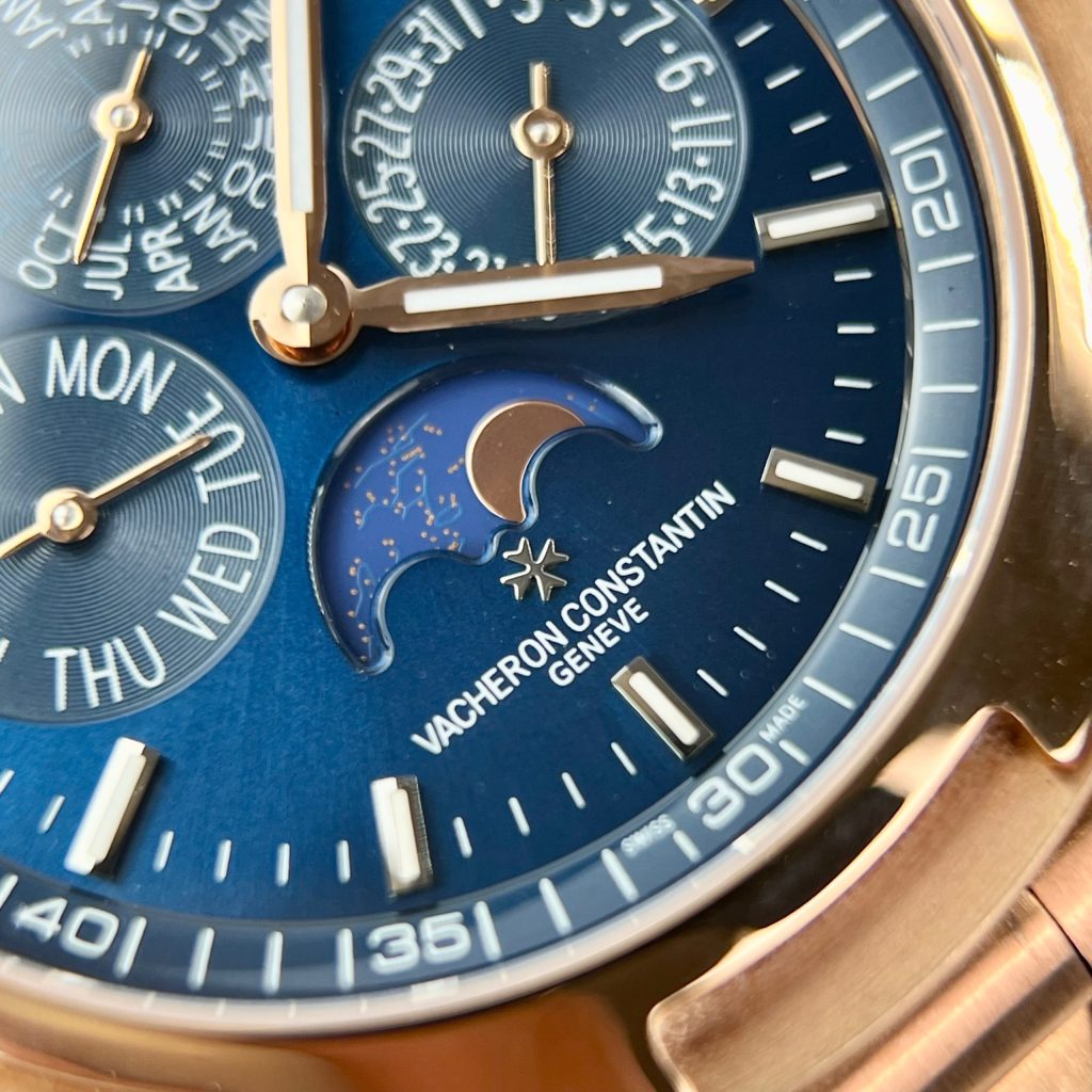 Vacheron Constantin Overseas 5500V-110R Replica Watches Blue Dial 42 (8)