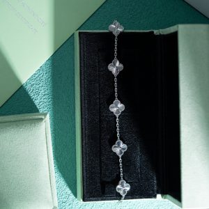 Van Cleef & Arpels Alhambra Bracelet 5 Motifs Custom Natural Diamond White Gold 18k (2)