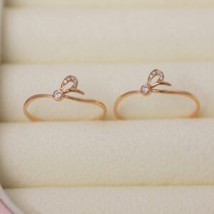 Women's Ring With Bow Shape Design Crafted In 18k Rose Gold With Natural Diamonds (1)