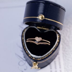 Women's Ring With Heart Pattern With Natural Diamond Crafted In 18k Rose Gold (2)