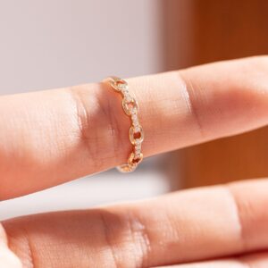 Women's Ring with Natural Diamond Crafted in 18k Rose Gold (2)