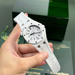 Audemars Piguet Royal Oak Offshore 15707CE White Replica APS 42mm (2)