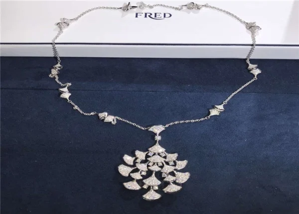 Bvlgari Divas Dream Womens Necklace Custom Diamond 18K White Gold (2)