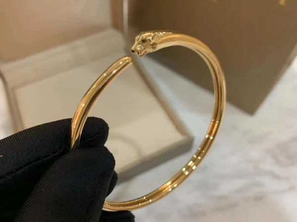 Cartier De Panthére Bracelet Custom 18K Gold (2)