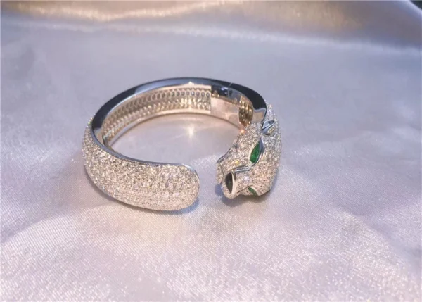 Cartier De Panthère Bracelet Custom Diamonds Emerald Gold 18K (2)