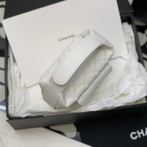 Chanel Half Moon Womens White Replica Bags Size 16x16x5,5cm (2)