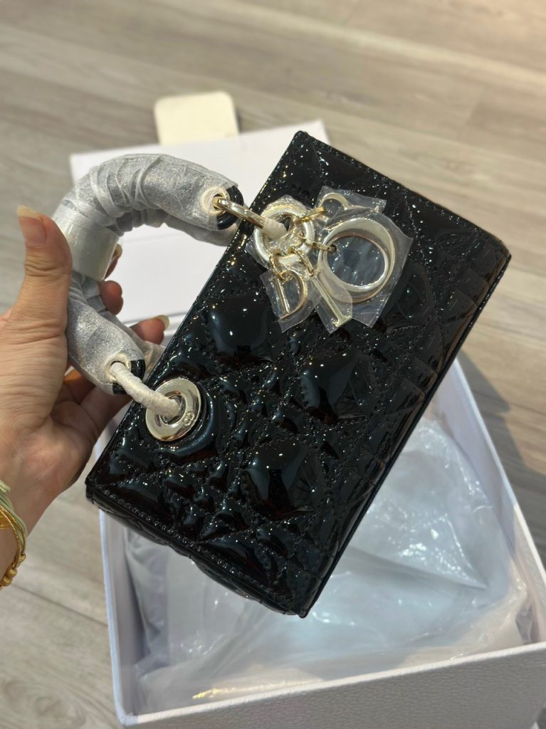 Dior D-Joy Mini Black Replica Bags Gold Lock Size 17cm (2)