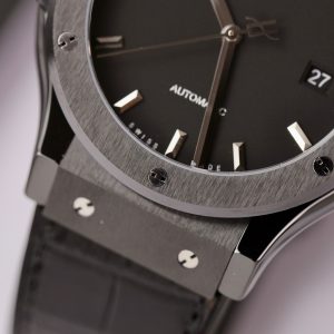 Hublot Best Replica Watch Classic Fusion Ceramic Black 42mm (2)