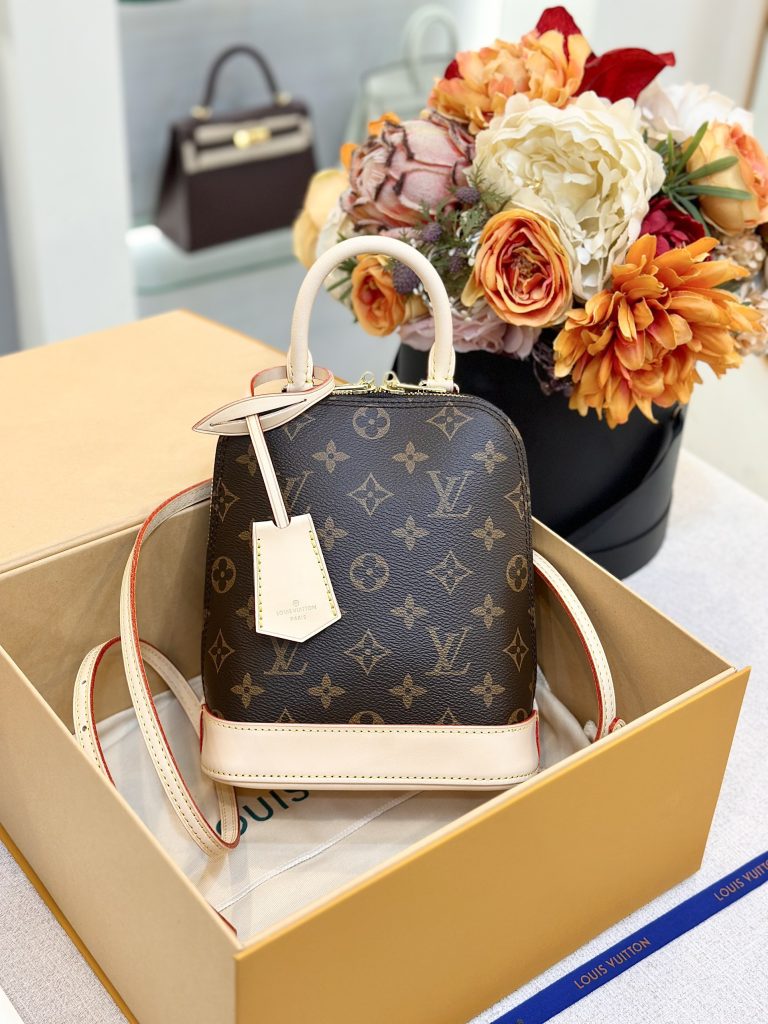 Louis Vuitton Alma Monogram Replica Backpack Brown Size 15x20x10cm (2)