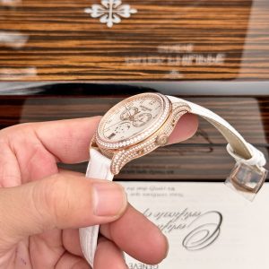 Patek Philippe Complications 4947R Mother Of Pearl Dial White 38mm (2)
