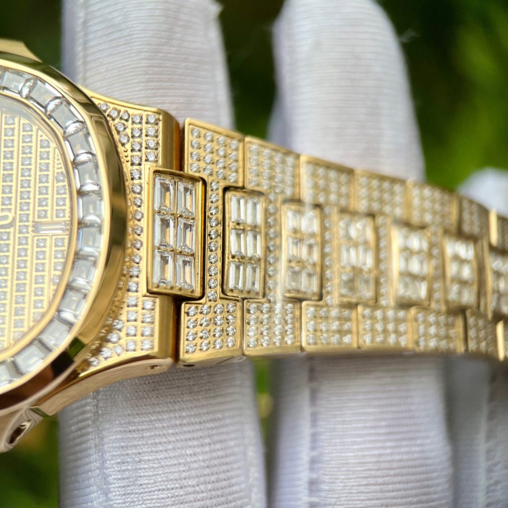 Patek Philippe Nautilus 5719 Full Diamonds Best Replica Watches 40mm (4)