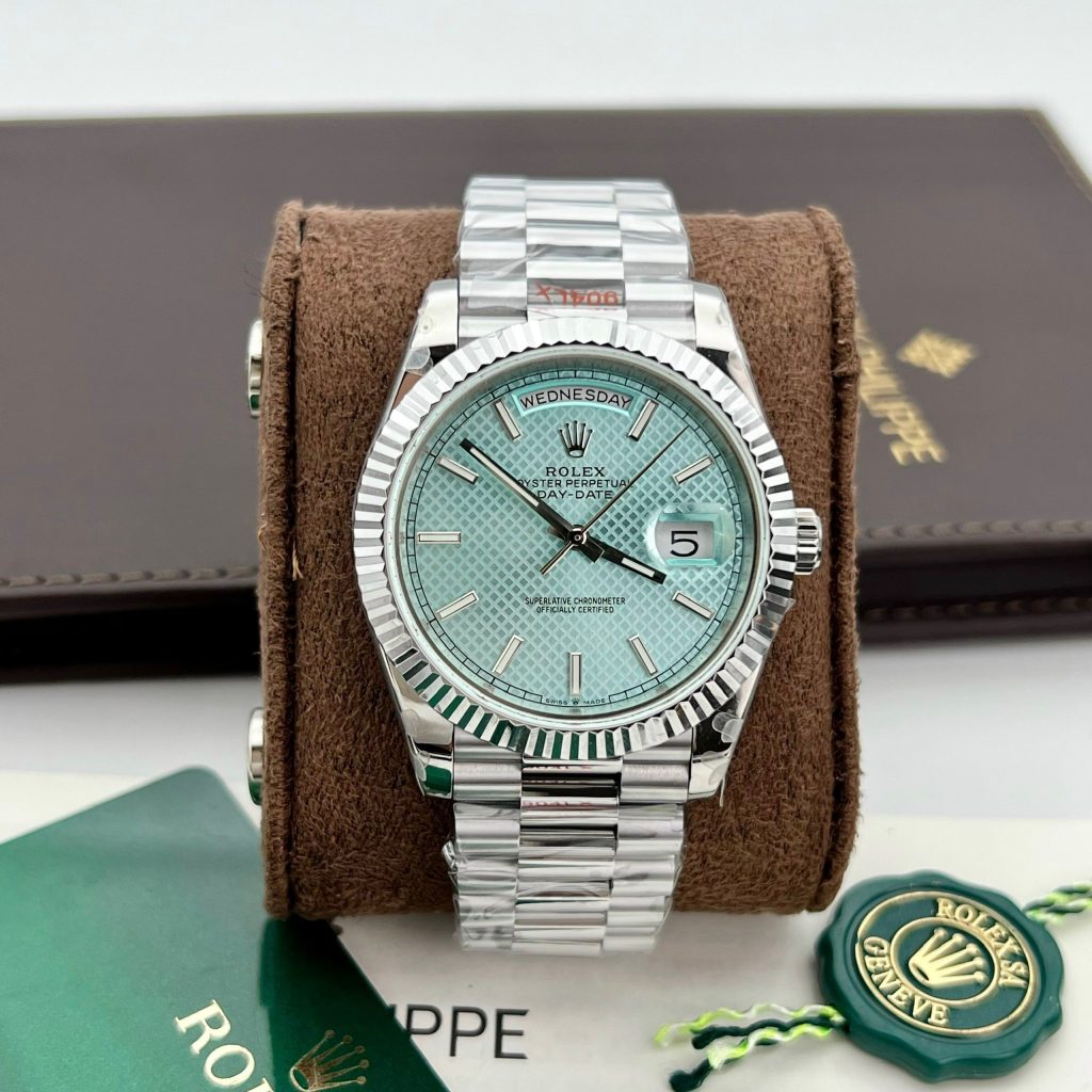 Rolex Day-Date 228236 Ice Blue Dial Replica Watch GM Factory Version 2 40mm (2)