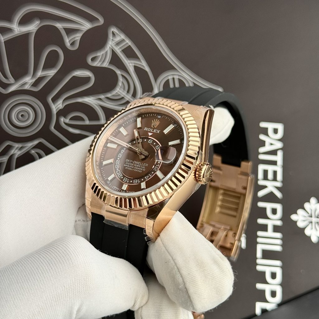 Rolex Oyster Perpetual Sky-Dweller 326235 Replica Watch (1)