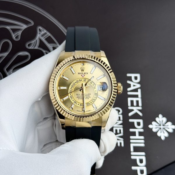 Rolex Oyster Perpetual Sky-Dweller 326238 Replica Watch 42mm (1)