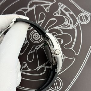 Rolex Sky-Dweller 336239 Black Dial Replica Watches 42mm (1)