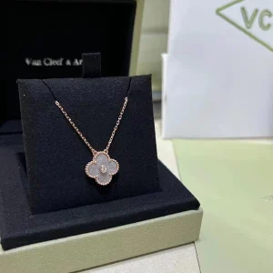 Van Cleef & Arpels Alhambra Womens Necklace Custom 18K Gold (2)
