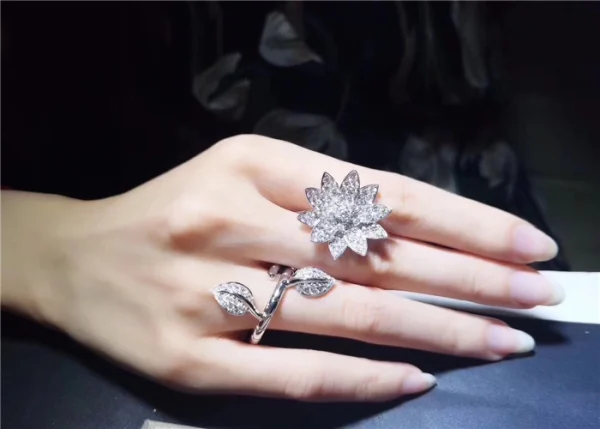 Van Cleef & Arpels Flower Texture Womens Rings Custom Diamond 18K White Gold (2)
