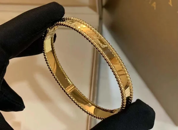 Van Cleef & Arpels Womens Bracelet Custom Gold 18K (2)