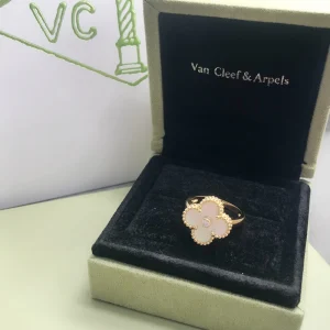 Van Cleef & Arpels Womens Rings Custom Mother Of Pearl 18K Gold (2)