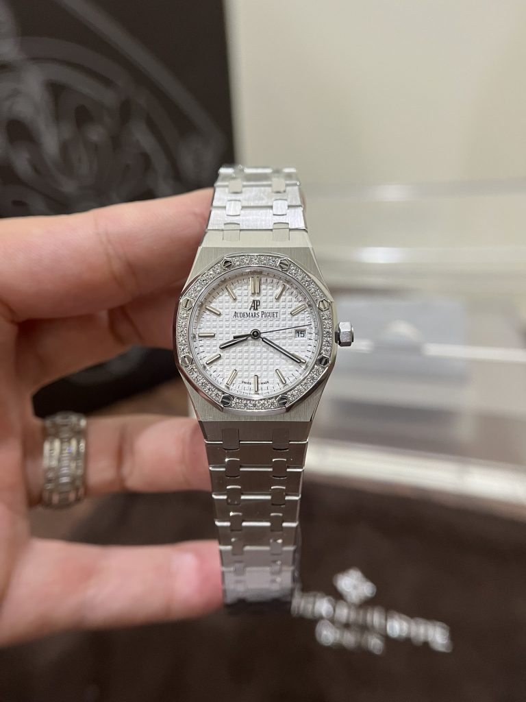 Audemars Piguet Royal Oak 77350ST Replica Watch White Dial (1)