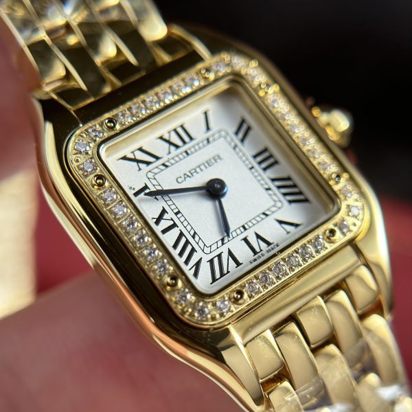 Cartier Panthere Replica Watches Womens Metal Wire Yellow 23x30mm (2)