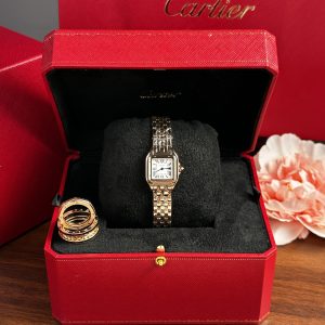 Cartier Panthere Replica Watches Womens Rose Gold Roman Numeral Pile 23x30mm (1)