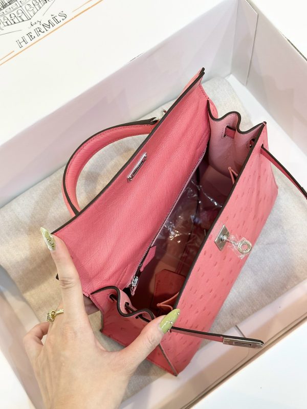 Hermes Kelly Ostrich Leather Womens Pink Replica Bags 25cm (2)