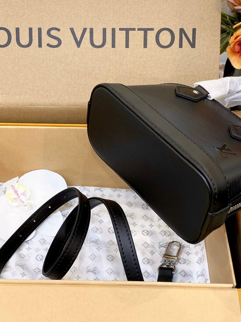 Louis Vuitton LV Alma Womens Black Replica Bags 18cm (2)