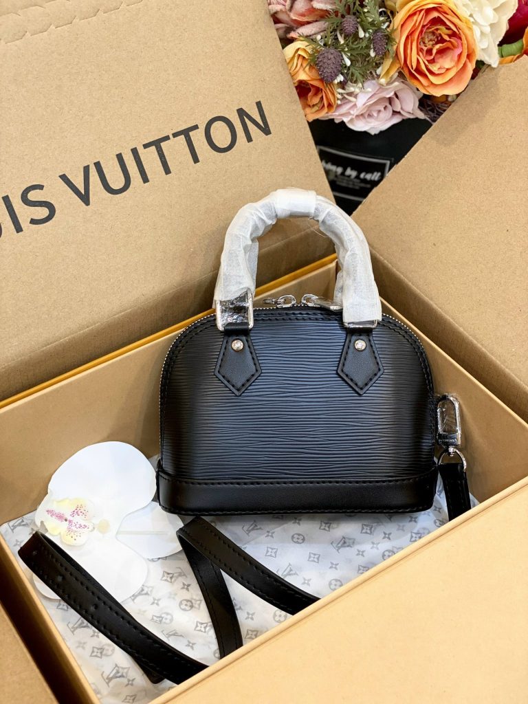 Louis Vuitton LV Alma Womens Black Replica Bags 18cm (2)