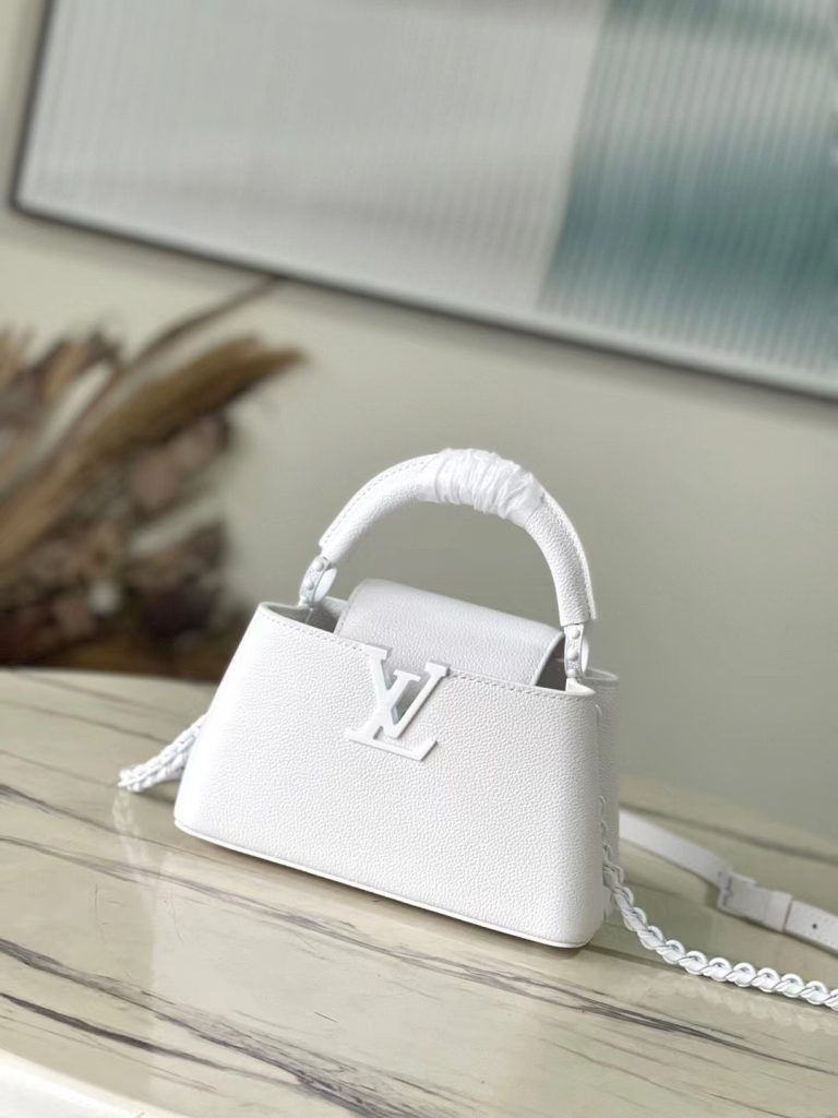 Louis Vuitton LV Capucines Womens White Replica Bags 21cm (2)