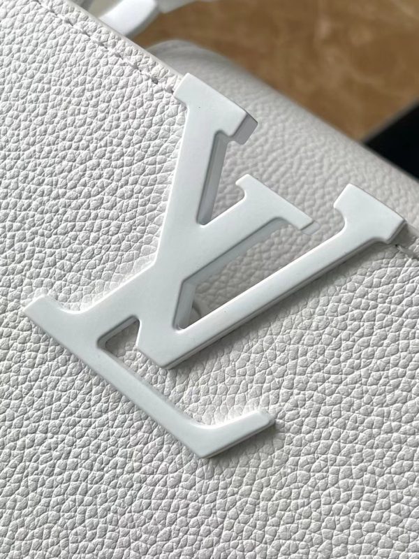 Louis Vuitton LV Capucines Womens White Replica Bags 21cm (2)