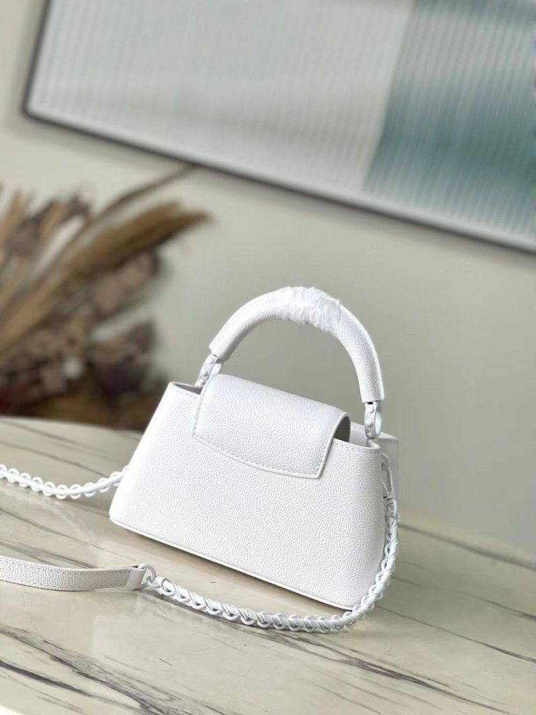 Louis Vuitton LV Capucines Womens White Replica Bags 21cm (2)